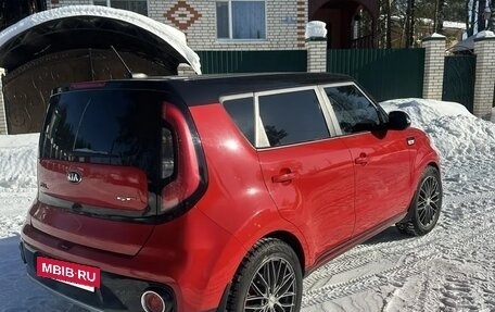 KIA Soul II рестайлинг, 2018 год, 1 900 000 рублей, 4 фотография