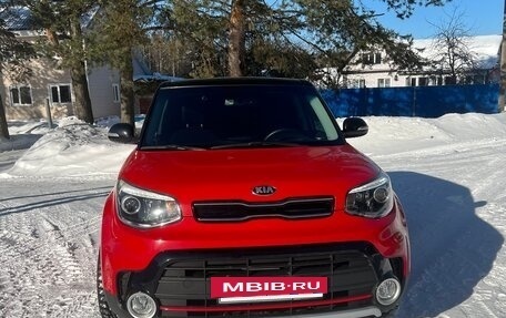 KIA Soul II рестайлинг, 2018 год, 1 900 000 рублей, 3 фотография