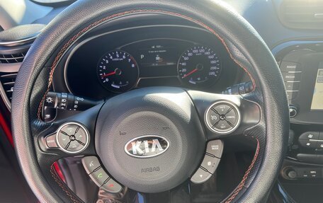 KIA Soul II рестайлинг, 2018 год, 1 900 000 рублей, 13 фотография
