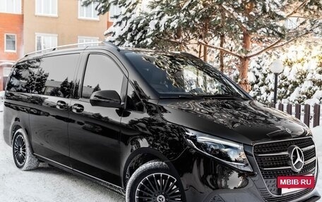 Mercedes-Benz V-Класс, 2024 год, 9 830 000 рублей, 4 фотография