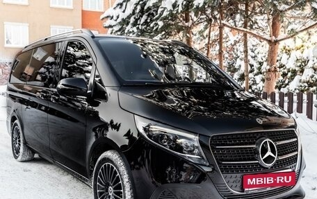 Mercedes-Benz V-Класс, 2024 год, 9 830 000 рублей, 6 фотография