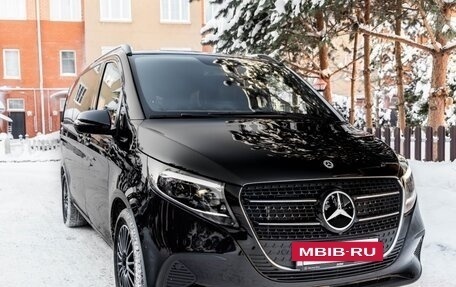 Mercedes-Benz V-Класс, 2024 год, 9 830 000 рублей, 9 фотография