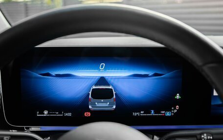 Mercedes-Benz V-Класс, 2024 год, 9 830 000 рублей, 23 фотография