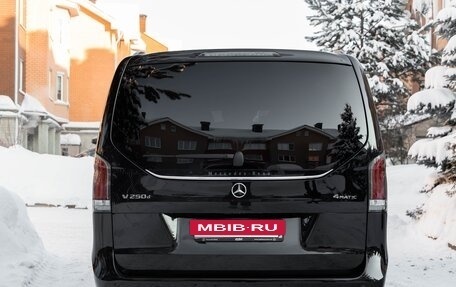 Mercedes-Benz V-Класс, 2024 год, 9 830 000 рублей, 13 фотография