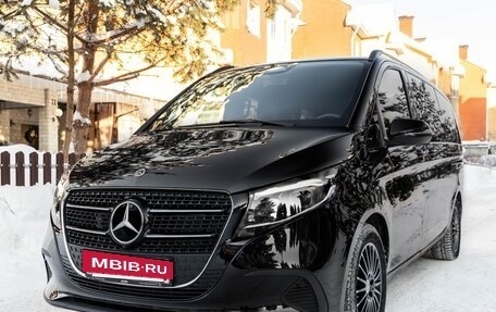 Mercedes-Benz V-Класс, 2024 год, 9 830 000 рублей, 10 фотография