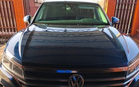 Volkswagen Touareg III, 2018 год, 5 000 000 рублей, 2 фотография