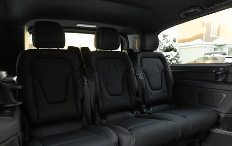 Mercedes-Benz V-Класс, 2024 год, 9 830 000 рублей, 28 фотография