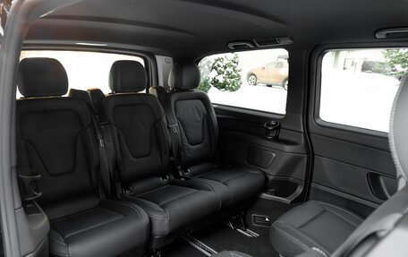 Mercedes-Benz V-Класс, 2024 год, 9 830 000 рублей, 29 фотография