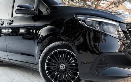 Mercedes-Benz V-Класс, 2024 год, 9 830 000 рублей, 34 фотография