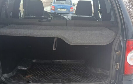 Chevrolet Niva I рестайлинг, 2020 год, 750 000 рублей, 15 фотография