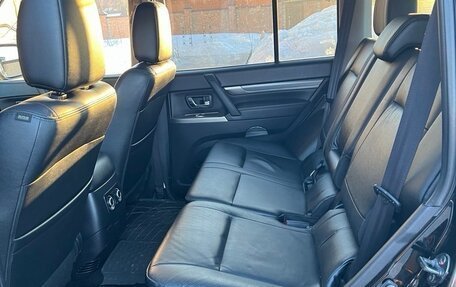 Mitsubishi Pajero IV, 2011 год, 2 200 000 рублей, 8 фотография