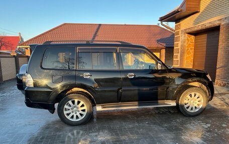 Mitsubishi Pajero IV, 2011 год, 2 200 000 рублей, 5 фотография