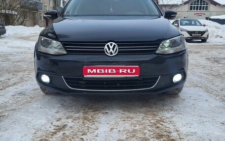 Volkswagen Jetta VI, 2013 год, 1 100 000 рублей, 9 фотография