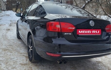 Volkswagen Jetta VI, 2013 год, 1 100 000 рублей, 3 фотография