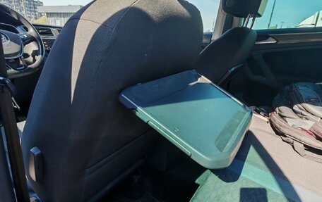 Volkswagen Tiguan II, 2019 год, 1 980 000 рублей, 3 фотография