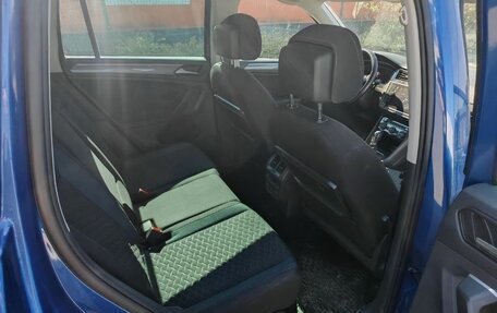 Volkswagen Tiguan II, 2019 год, 1 980 000 рублей, 11 фотография