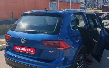 Volkswagen Tiguan II, 2019 год, 1 980 000 рублей, 8 фотография