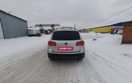 Volkswagen Touareg III, 2006 год, 1 300 000 рублей, 3 фотография