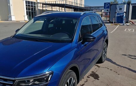 Volkswagen Tiguan II, 2019 год, 1 980 000 рублей, 13 фотография