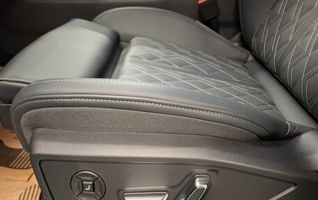 Audi Q5, 2025 год, 6 300 000 рублей, 17 фотография