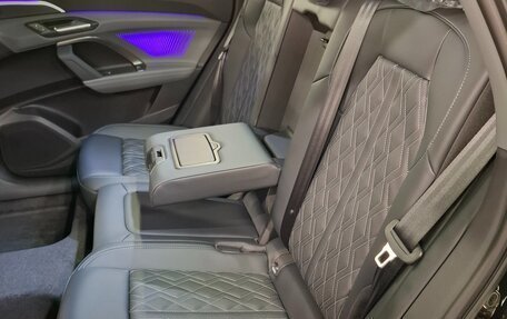 Audi Q5, 2025 год, 6 300 000 рублей, 24 фотография