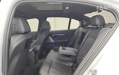 BMW 5 серия, 2025 год, 6 690 000 рублей, 8 фотография