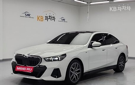 BMW 5 серия, 2025 год, 6 690 000 рублей, 3 фотография