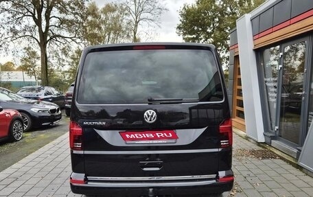 Volkswagen Multivan T6 рестайлинг, 2021 год, 3 900 000 рублей, 5 фотография