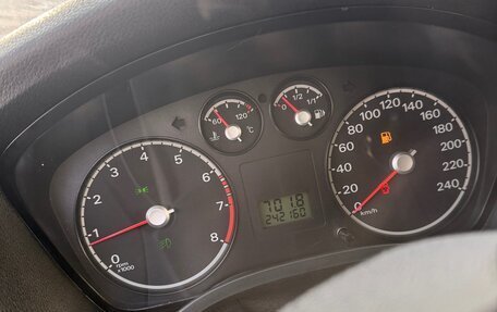 Ford Focus II рестайлинг, 2006 год, 370 000 рублей, 15 фотография