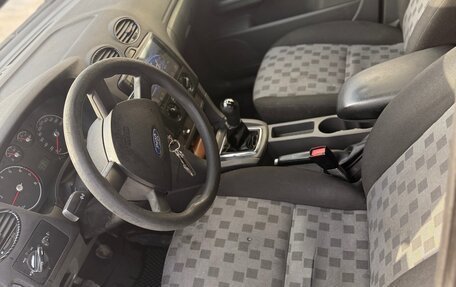 Ford Focus II рестайлинг, 2006 год, 370 000 рублей, 14 фотография