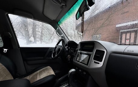 Mitsubishi Pajero III рестайлинг, 2006 год, 900 000 рублей, 10 фотография