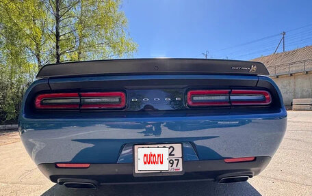 Dodge Challenger III рестайлинг 2, 2022 год, 8 500 000 рублей, 6 фотография