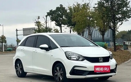 Honda Fit, 2022 год, 997 000 рублей, 5 фотография