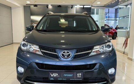 Toyota RAV4, 2013 год, 1 705 000 рублей, 2 фотография