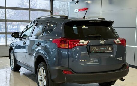 Toyota RAV4, 2013 год, 1 705 000 рублей, 4 фотография