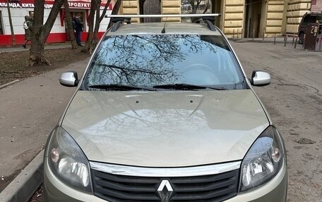 Renault Sandero I, 2012 год, 549 000 рублей, 2 фотография