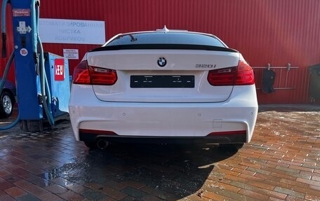 BMW 3 серия, 2014 год, 1 800 000 рублей, 3 фотография