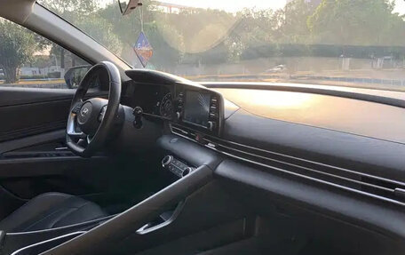 Hyundai Elantra, 2022 год, 1 467 004 рублей, 26 фотография