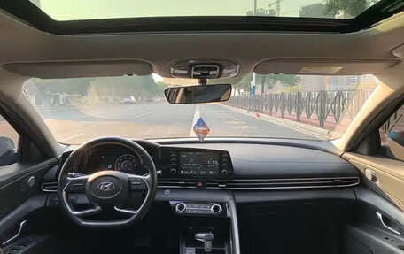 Hyundai Elantra, 2022 год, 1 467 004 рублей, 29 фотография