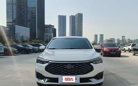 Ford Focus IV, 2022 год, 1 500 000 рублей, 2 фотография