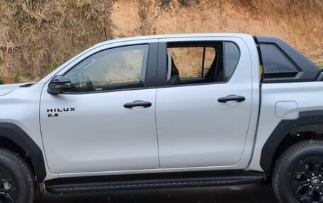 Toyota Hilux, 2026 год, 6 233 000 рублей, 7 фотография