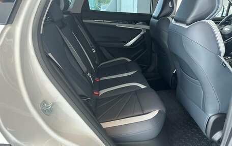 Geely Atlas, 2025 год, 11 фотография