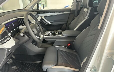 Geely Atlas, 2025 год, 9 фотография