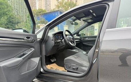 Volkswagen Golf VIII, 2023 год, 2 199 000 рублей, 8 фотография