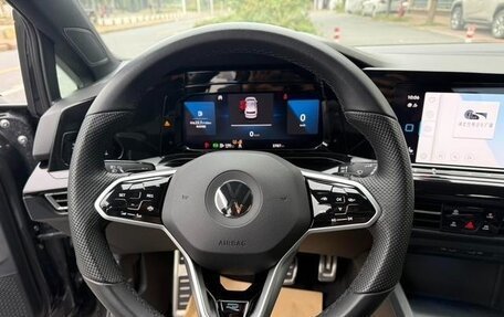 Volkswagen Golf VIII, 2023 год, 2 199 000 рублей, 10 фотография