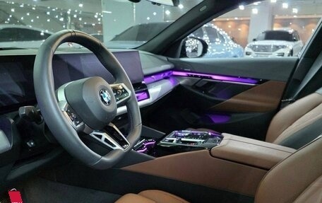 BMW 5 серия, 2025 год, 7 300 000 рублей, 5 фотография
