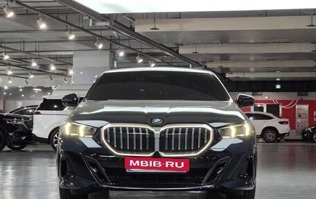 BMW 5 серия, 2025 год, 7 300 000 рублей, 2 фотография