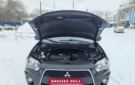 Mitsubishi Outlander III рестайлинг 3, 2010 год, 1 170 000 рублей, 13 фотография