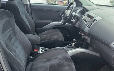 Mitsubishi Outlander III рестайлинг 3, 2010 год, 1 170 000 рублей, 23 фотография