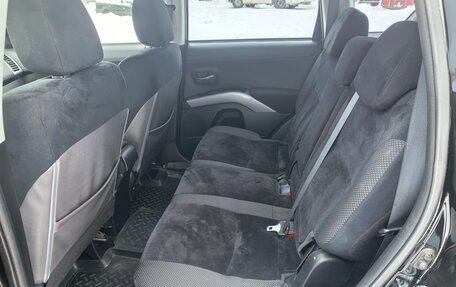 Mitsubishi Outlander III рестайлинг 3, 2010 год, 1 170 000 рублей, 26 фотография